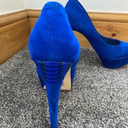 Like new 
Dune blue suede 
Sz37
Collect from wf15, hd6 or Ashton under Lyne or they can be posted