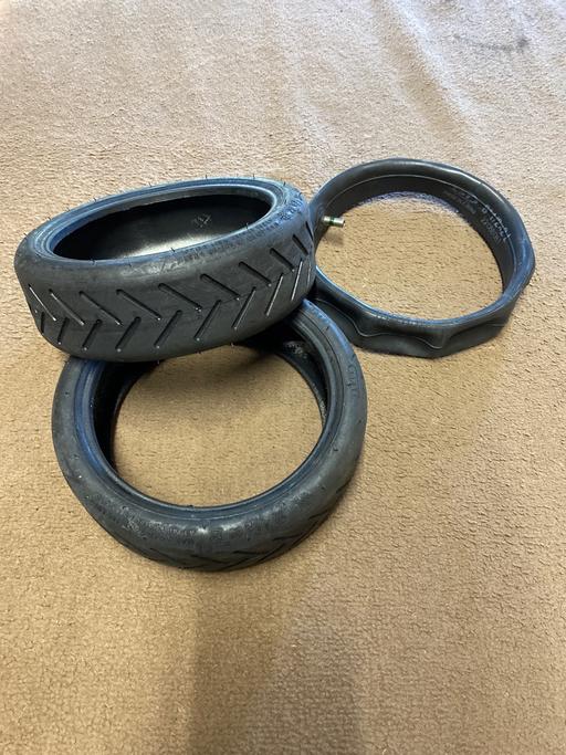 Buy & Sell Hertfordshire Broxbourne - Photos for 2x e scooter tyres and inner tube new