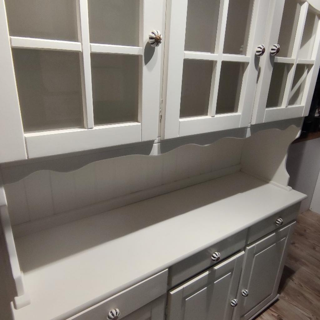 Elegantes Buffetschrank Weiss Vintage Bilder