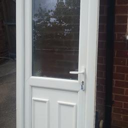 Very heavy solid upvc half glass door, comes with 2 keys eurocell lock, one handle was damaged so unfortunately only comes with one handle but can be bought off shelf easy enough, size if door is 855mm x 2005mm very good condition frosted glass and fully working, any questions feel free these retail at around £320