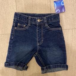 Mickey Maus Jeans Shorts Größe 104 
Versand 2,70€