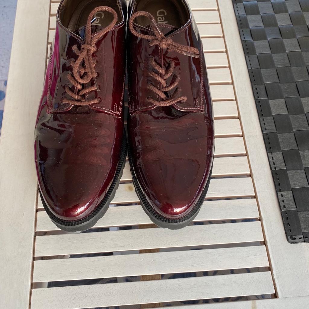 Ungetragene Schuhe in Weinrot
Größe 41 zu verkaufen.
Neupreis 80€
Zahlung bar
Abholbereit in 67227