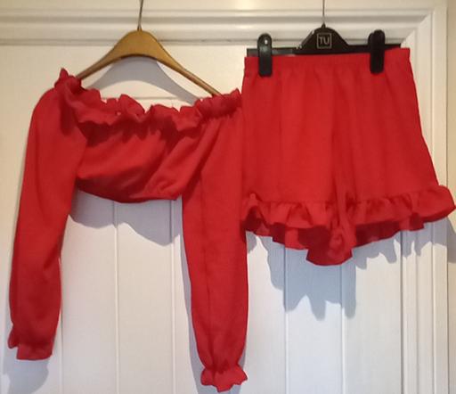 Buy & Sell Pembrokeshire - Wales Clarbeston Road - Pembrokeshire - Photos for Ladies Shorts & Off the shoulder Top - Size 6