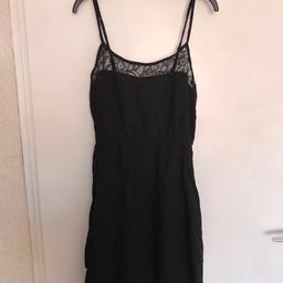 schwarzes Kleid in Größe XS von H&M