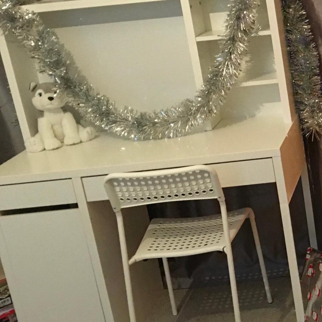 IKEA MICKE Desk, Whiteboard Unit and Chair in WF15 Kirklees für 100,00