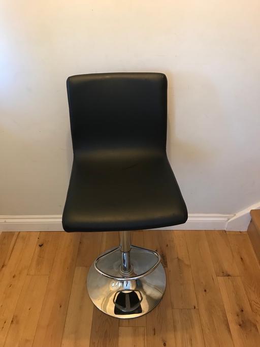 Buy & Sell Surrey Spelthorne - Photos for Bar stool