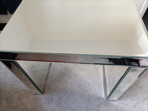 Buy & Sell North West London Camden - Photos for glass mirrored coffee table