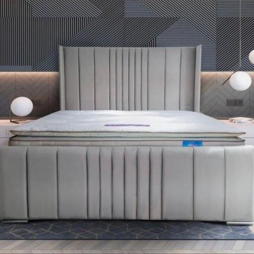 Buy & Sell Burton-on-Trent East Staffordshire - Photos for STRIGHT WINGBACK BEDS