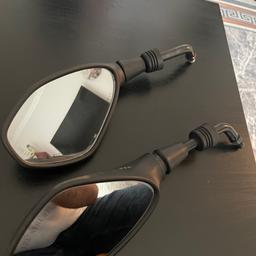 Beide Spiegel Rechts und Links
Piaggio Medley 125 ccm
siehe Bilder