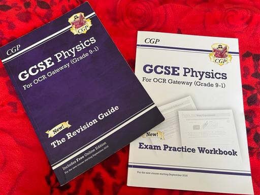 Buy & Sell East London East Ham - East London - Photos for GCSE physics guide and workbook