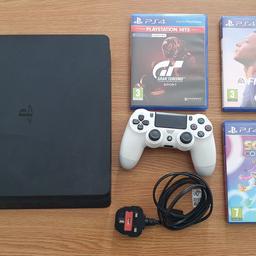 In very good condition. Comes with power cable, 1 pad and 3 games (Gran Turismo Sport, Fifa 22, Sonic Colours Ultimate).