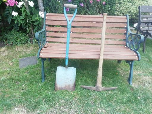 Buy & Sell Surrey Elmbridge - Photos for pickaxe & Shovel