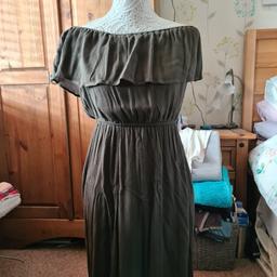 size 8, khaki bardot maxi dress, came with a belt but cannot find it, worn a couple of times, smoke free home good condition