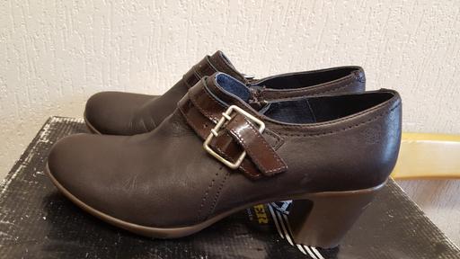 Buy & Sell Greater Manchester Manchester - Photos for yokono women's Brown Leather Shoes Size UK 6