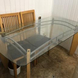 Large dinning table in used condition