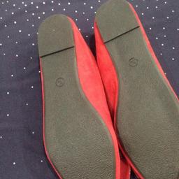 Atmosphere red bow embelished flat shoes
Brand new
Size 6

#saletime