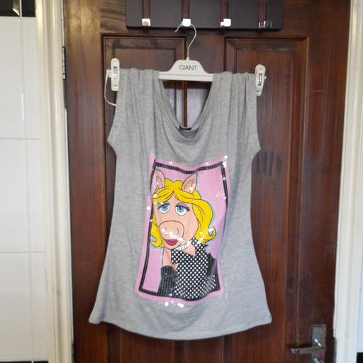 Buy & Sell Greater Manchester Manchester - Photos for Miss Piggy Sequin Top