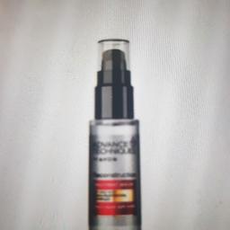Advance Techniques  by Avon Reconstruction  Hair Treatment  Serum
New in box 
Any query just ask 
Thanks for looking 
How to  use:
Apply  evenly throughout  damp or dry hair, from lengths to the enes. Do not rinse. 
2 available at £5.00 each
Price negotiable  but no silly offers accepted  please