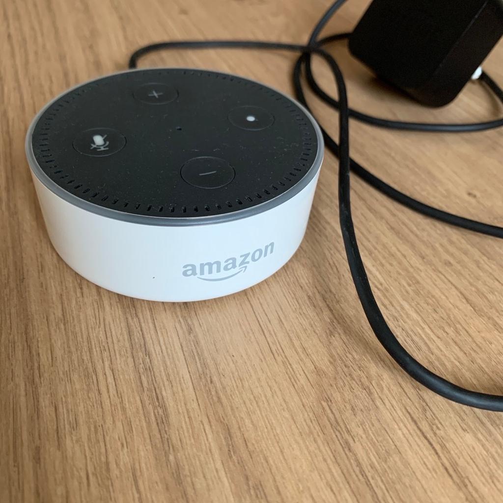 Amazon Echo Dot (2. Gen.) Intelligenter Lautsprecher mit Alexa, Weiß. Voll funktionsfähig