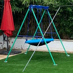 For local pick up from s20 Sheffield

Saucer swing comes with instruction

Was purchase last summer  from Asda

Has a tiny bit of surface rust on some joints might clean off

Has almost been fully disassemble for transit port

Please see photo