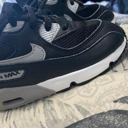 Toddler Airmax 90’s Trainers
Colour: Black/white/grey
Size: UK 7.5
Condition: Like new

NO Box

Can post out but you would have to pay that fee.
