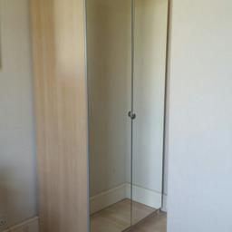 Lovely Ikea mirrored double wardrode
200cms high 100cms wide 60cms depth
Shelfs , hanging rail and shoe storage
Buyer to dismantle(easy done) and collection ony