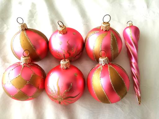 Buy & Sell Nottinghamshire Ashfield - Photos for 80's Pink and Gold Baubles