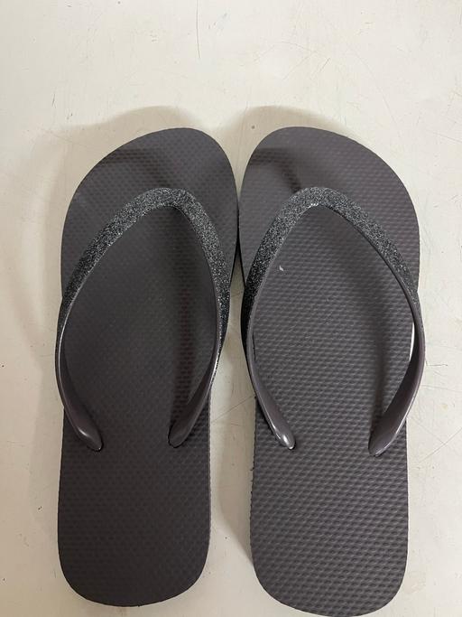 Buy & Sell Barking and Dagenham Romford - Barking and Dagenham - Photos for New Ladies Flip Flops size 3/4