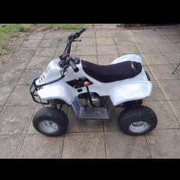 50cc
4 stroke
5 gears
Semi automatic

Runs and rides mint

Collection only & open to offers