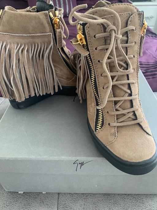 Buy & Sell East London Forest Gate - East London - Photos for Ladies boots