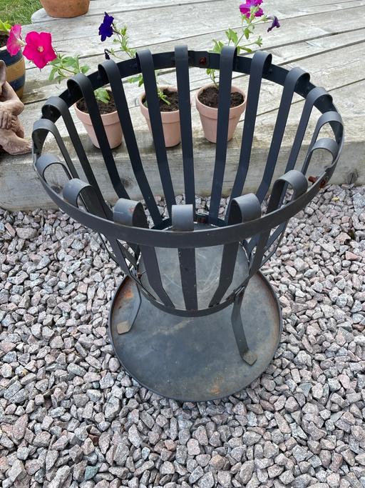 Buy & Sell Lincolnshire North Kesteven - Photos for Fire Basket