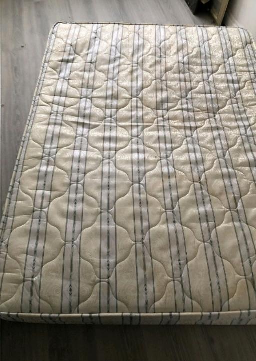 Buy & Sell West Midlands Birmingham - Photos for Lovely 3/4 Small Double Queen Size Mattress G