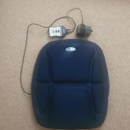 Scholl vibrating back massager with 6 settings + heat.
Very good working order with some cosmetic to back which is unseen.