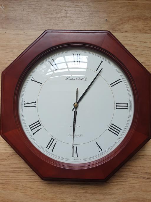 Buy & Sell Wrexham - Wales Moss - Wrexham - Photos for London Clock Co Hexagon Quartz Clock