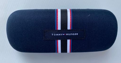 Buy & Sell South East London Catford - South East London - Photos for Tommy Hilfiger Sunglass case