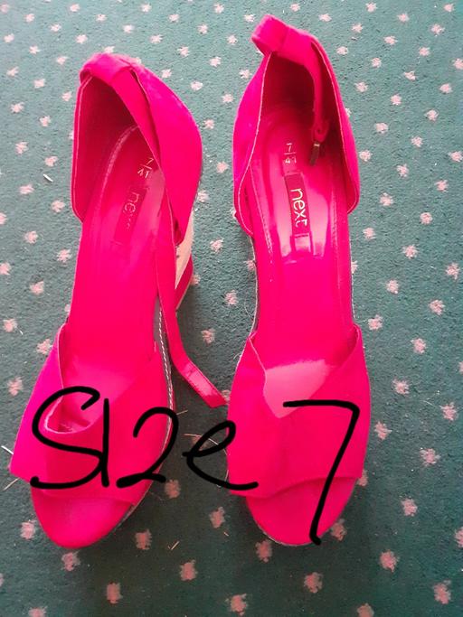 Buy & Sell West Midlands Birmingham - Photos for LADIES WEDGE SANDALS - SIZE 7 **REDUCED **