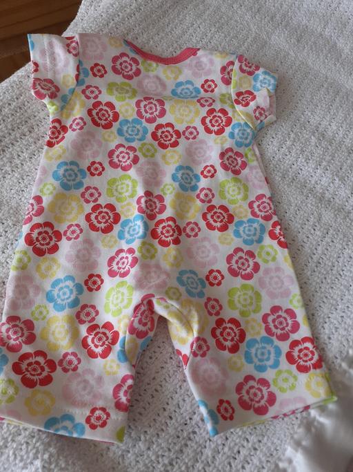 Buy & Sell Derbyshire North East Derbyshire - Photos for Floral romper suit