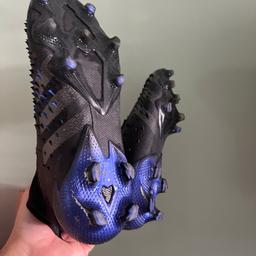 Adidas predator freak + laceless size 7 football boots FG - used for the last few months but not loads and now too small. £230 new so great price.

You can tell if used loads due to lots of wear on boots but you will see from the photos that were taken today (19th July ) that’s not the case.

Pro version in freak + not the other versions.

Got the original box still.

They have been looked after well as always.

I won’t post to anyone who doesn’t have good feedback.

Any questions let me know