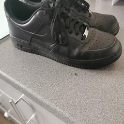 Air force 1, size 8 worn 3 times but hurt my feet, £35ono