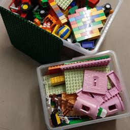 gebrauchtes Lego Duplo Paket abzugeben. kunterbunt gemischt.
Für Jubgs (Polizei, Bauarbeiter usw) u Mädchen (Schloss rosa)

Selbstabholung, privat Verkauf - kein Umtausch od Garantie