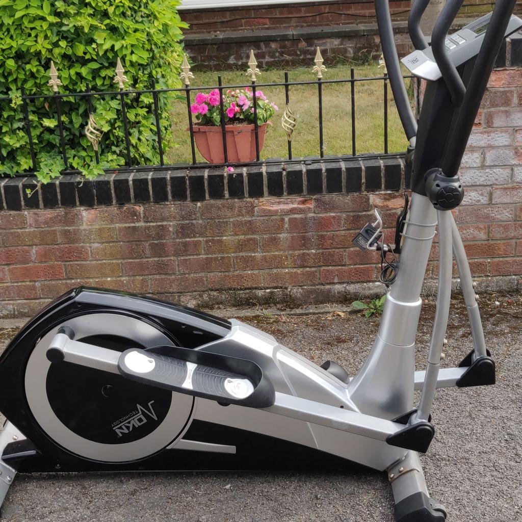 DKN XC140 Elliptical Cross Trainer in HU11 Bilton for £50.00 for sale