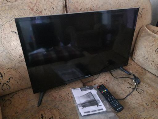 Buy & Sell West Midlands Sandwell - Photos for Smart TV - READ DESCRIPTION 