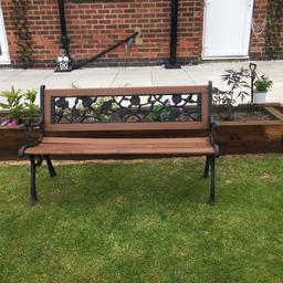 Wrought iron garden bench
Good condition
Would benefit from new slats but still ok to sit on as is.
Collection only from Langwith