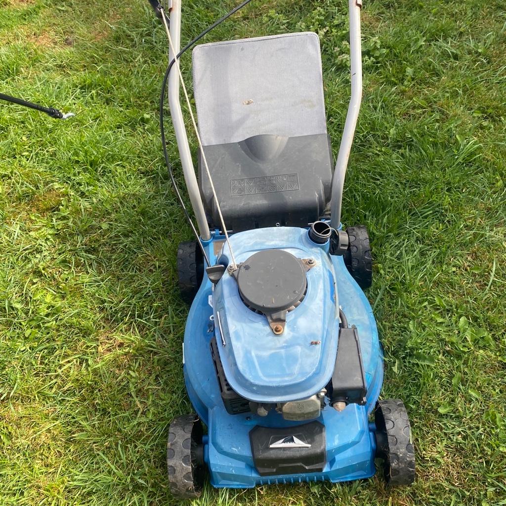 Hyundai HYM400P Petrol Push Lawn Mower. in CV33Avon für £ 50,00 zum
