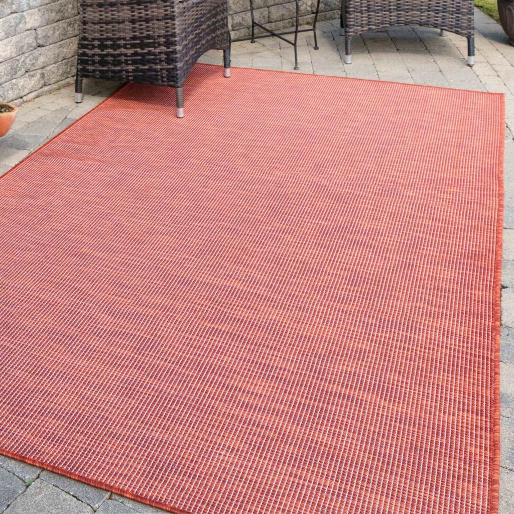 Features

 Flatweave
Plastic Fibres
Indoor/Outdoor Use
Easy Wipe Clean
Stylish
 Hard Wearing
Non-Shedding
Waterproof
Weatherproof
Durable
 Hose clean
Lightweight
Country/Region of Manufacture:
Turkey
MPN:
Patio Rugs
Custom Bundle:
No
Main Colour:
Red
Material:
Plastic
Brand:
Lovett Loomed
Type:
Outdoor