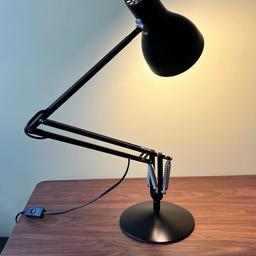 Timeless classic Anglepoise Type 75 Desk Lamp. As good as new.