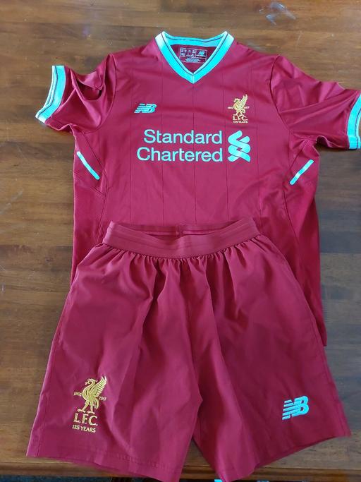 Buy & Sell Merseyside Sefton - Photos for BOYS LFC KIT