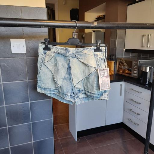 Buy & Sell Greater Manchester Tameside - Photos for Zara Denim Shorts (Brand New)