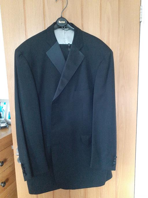 Buy & Sell West Midlands Dudley - Photos for M and S Dinner Suit