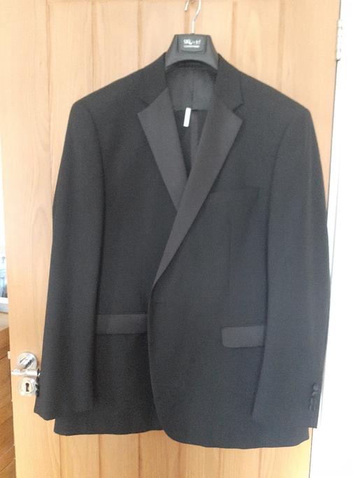 Buy & Sell West Midlands Dudley - Photos for Skopes Dinner Suit